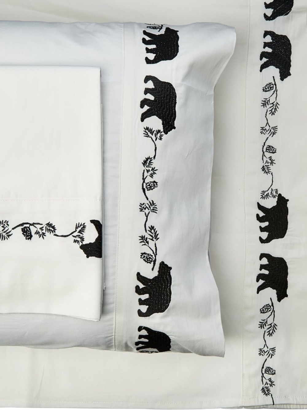 Carstens Embroidered Bear Sheet Set